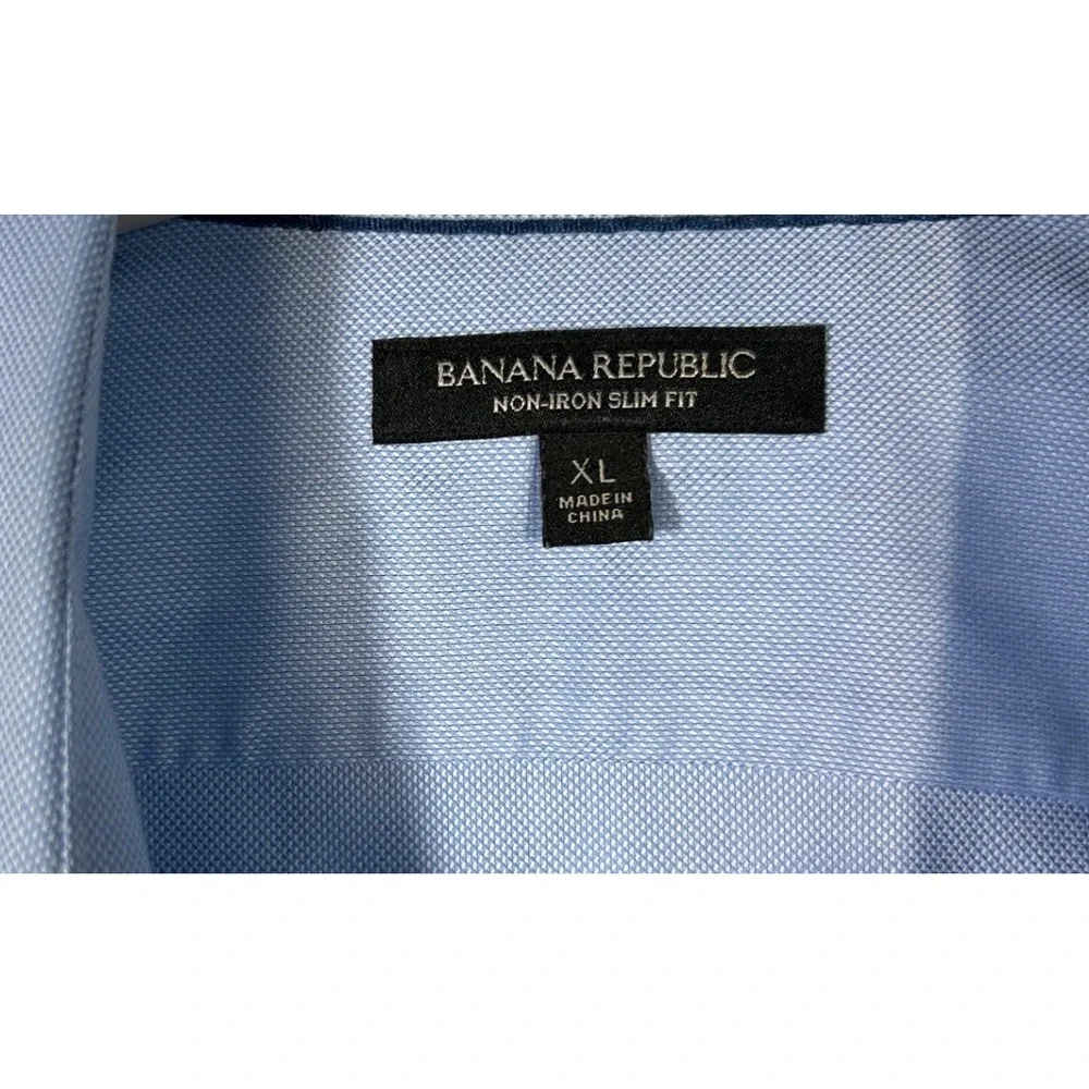 Banana Republic intact cuff